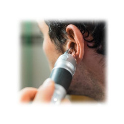 COUPE POILS DU NEZ